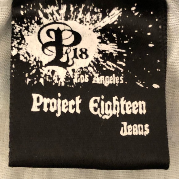 Project eighteen high rise frayed short size S - Picture 9 of 9